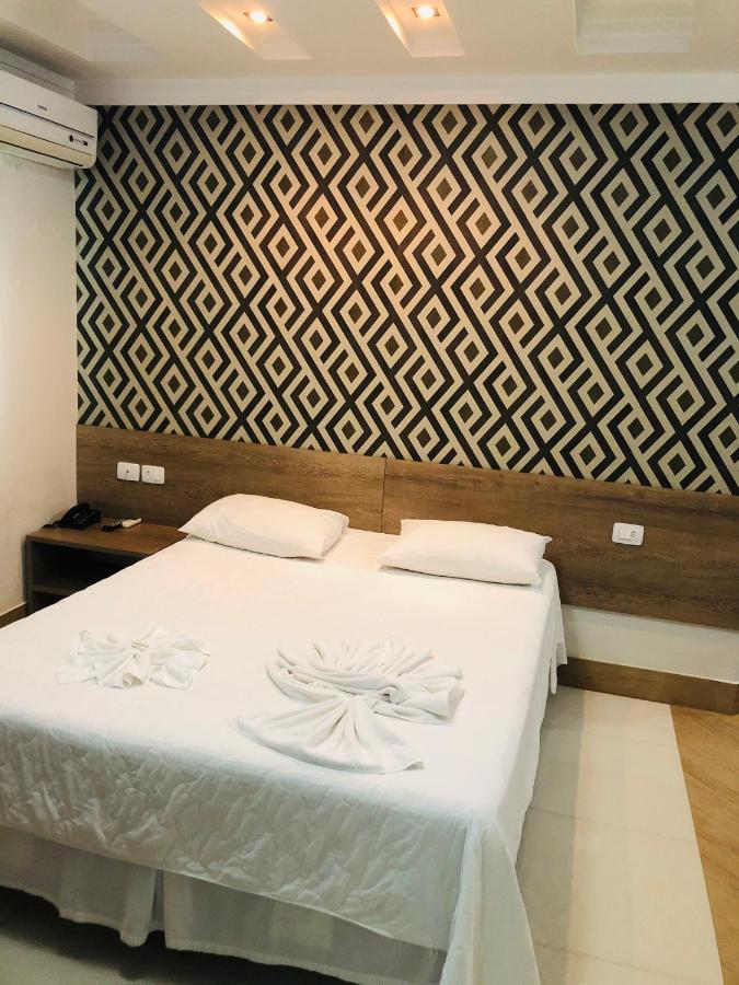 Shelton Palace Hotel Paranavai Bagian luar foto
